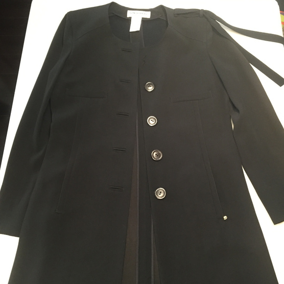 Meet - Picture 4 of 8